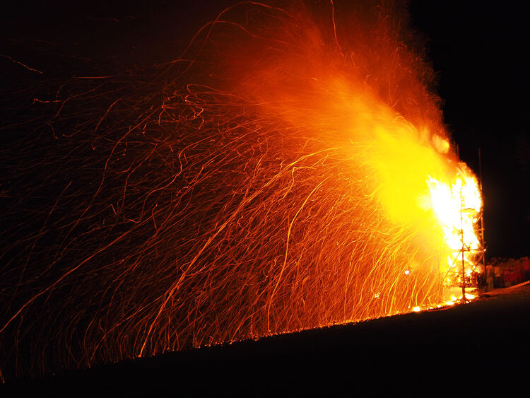 Osterfeuer im Schmallenberger Sauerland